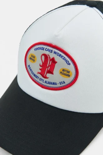 Καπέλο Trucker με έμπλαστρο