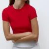 Κοντοσορτς T-shirt με εφαρμοστή γραμμή