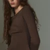 Μακρυμάνικο T-shirt με λαιμόκοψη τύπου boatneck Μακρυμάνικο T-shirt με λαιμόκοψη τύπου boatneck