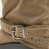 Μπότες με πόδι και αγκράφα Μπότες με πόδι και αγκράφα