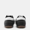 Πάνινα Sneakers ρετρό με ραφές Πάνινα Sneakers ρετρό με ραφές