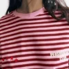 Ριγές T-shirts με αστέρια και σλόγκαν Ριγές T-shirts με αστέρια και σλόγκαν