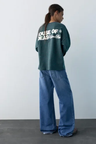 Ριγές T-shirts με μακριά μανίκια και κείμενο