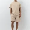 Σετ με βερμούδες τζόγκινγκ και T-shirts Σετ με βερμούδες τζόγκινγκ και T-shirts