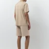 Σετ με βερμούδες τζόγκινγκ και T-shirts Σετ με βερμούδες τζόγκινγκ και T-shirts