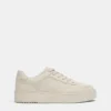 Sneakers με χοντρή σόλα Sneakers με χοντρή σόλα