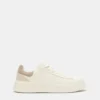 Sneakers με χοντρή σόλα Sneakers με χοντρή σόλα