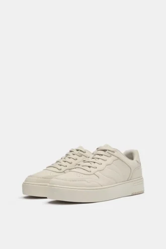 Sneakers με χοντρή σόλα