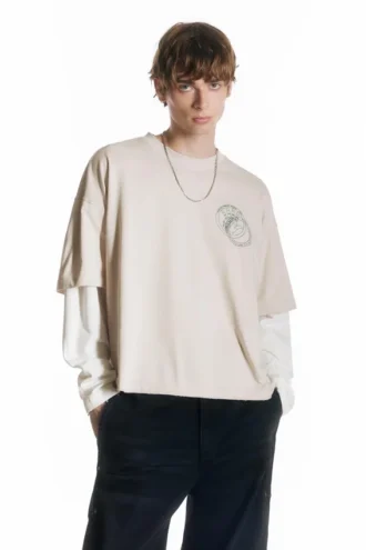 T-shirt με γραφικό σε διπλά μανίκια