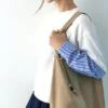 Τσάντα Shopper με διακοσμητικά στοιχεία Τσάντα Shopper με διακοσμητικά στοιχεία