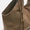 Τσάντα tote από συνθετικό δέρμα με λεπτομέρειες στους ιμάντες Τσάντα tote από συνθετικό δέρμα με λεπτομέρειες στους ιμάντες